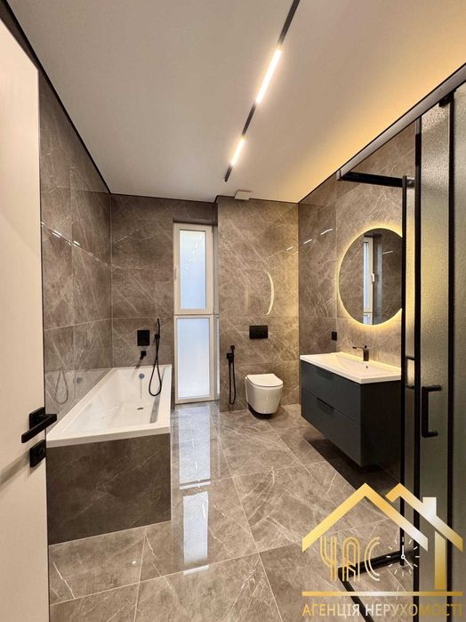 Таунхаус з новим ремонтом та газом! БЕЗ КОМІСІЇ!