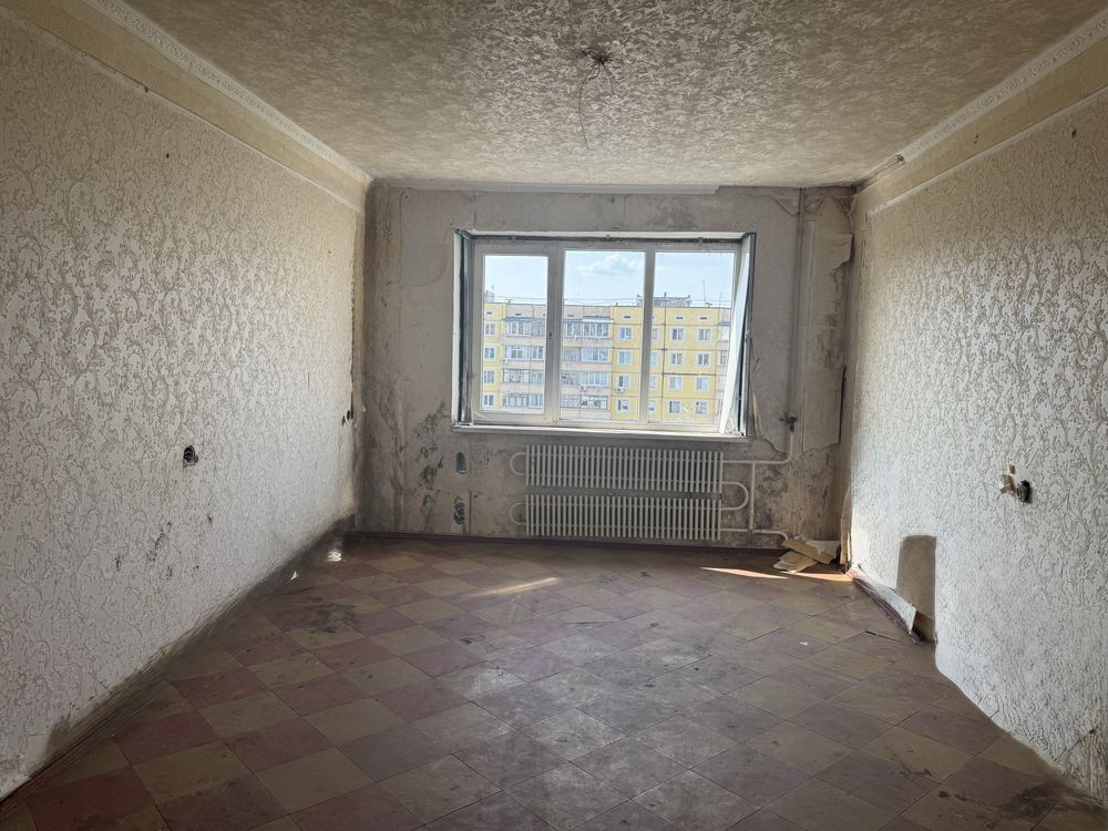 Продам 3-ком.кв.Левый берег,10 микр,Пчелка
