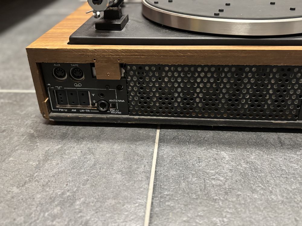 Hitach STD 2690R Music Center gramofon