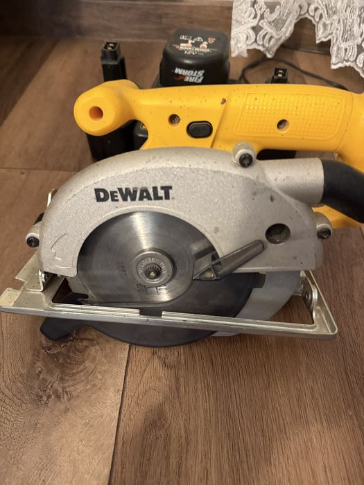 Pilarka tarczowa DeWalt DW935 w Bardzo Dobrym Stanie