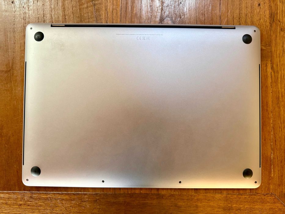 MacBook Pro 16" 2019 / 16GB RAM / 512GB SSD