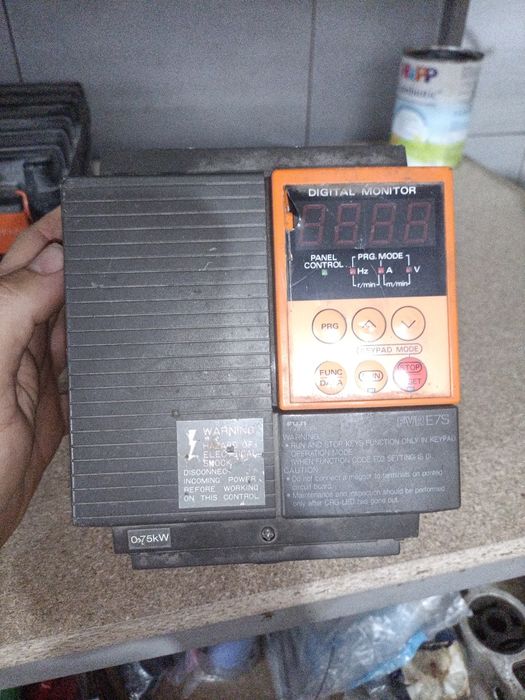 Частотний перетворювач 1.9 kVa