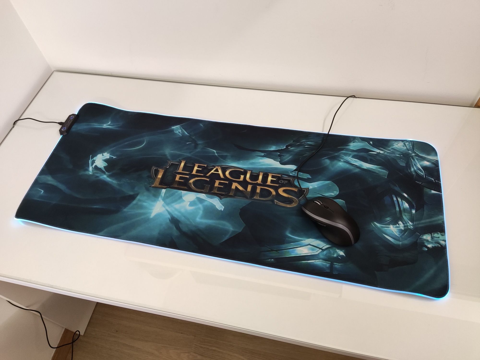 Tapete gaming "League of Legends" XXL com LED