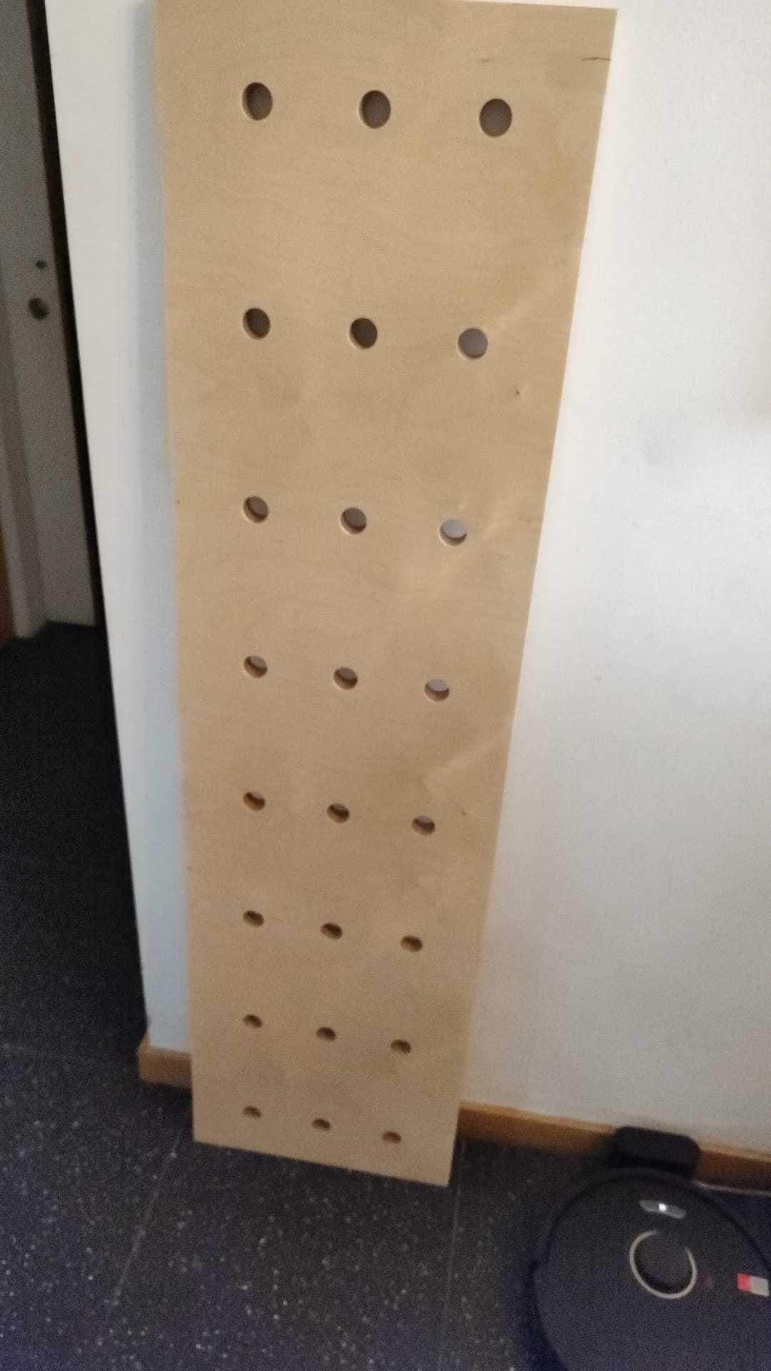 Peg Board - ainda novo, por estrear.