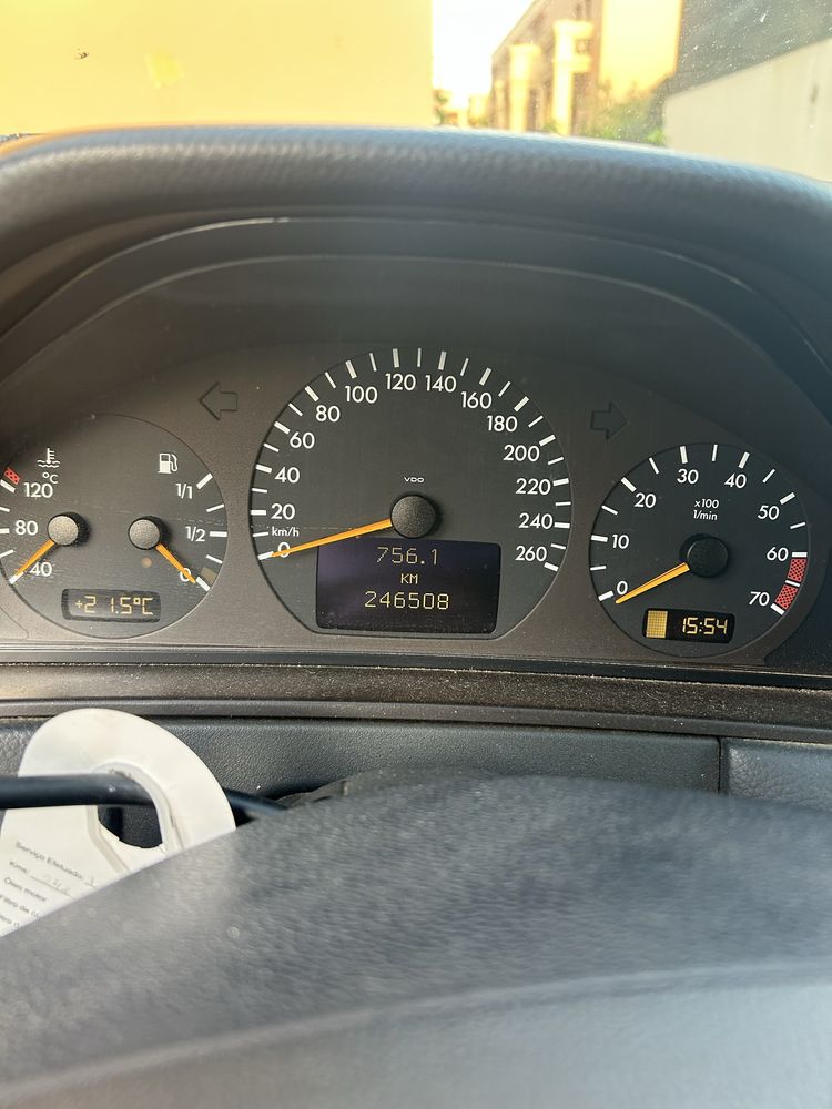 Mercedes E200 Kompressor 187cv