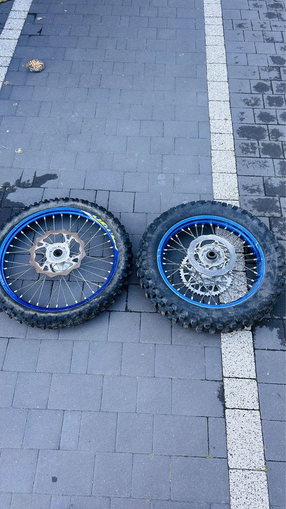 Sherco se-r 125 supermoto / enduro zarejestrowany na a1/B. 2 kpl Koł