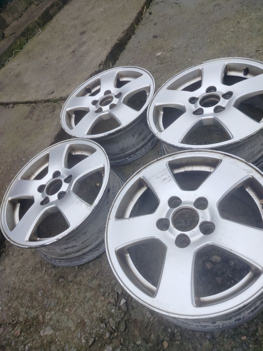 Титани R15 Вольво Форд 5*108