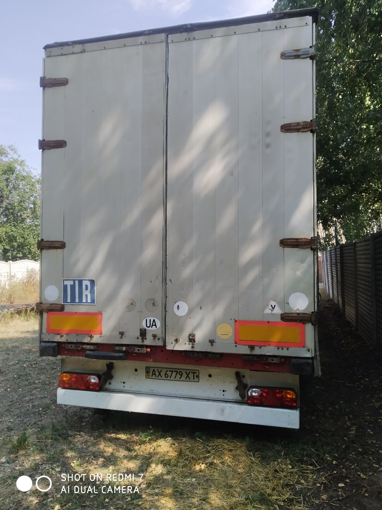 Продам полуприцеп шмітц.