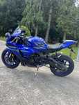 Vendo ou troco yamaha r1 2025