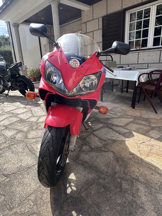 Honda cbr 600F i usada