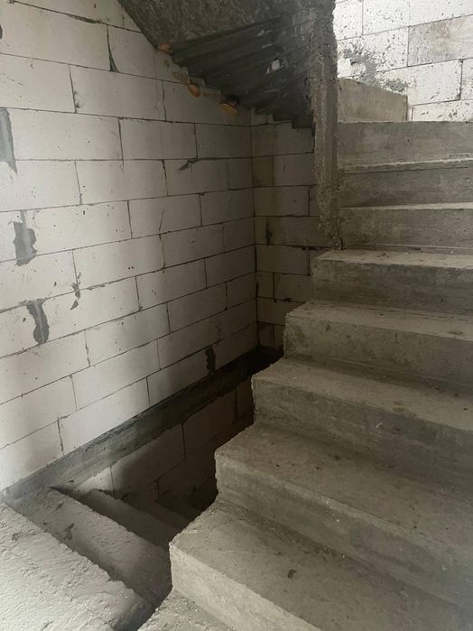 Продаж 3 пов таунхауса, тераса на даху ! 1.3 сотки, 110 кв. м,