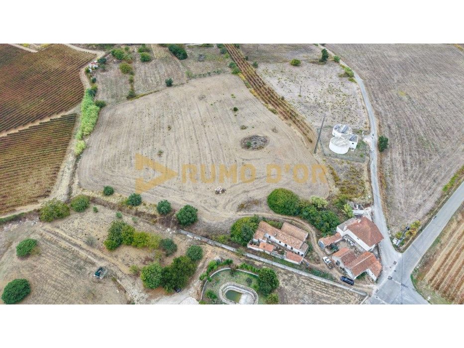 'A sua Quinta de Sonho a 5 min de Alenquer - Moradia, Terreno e Vis...
