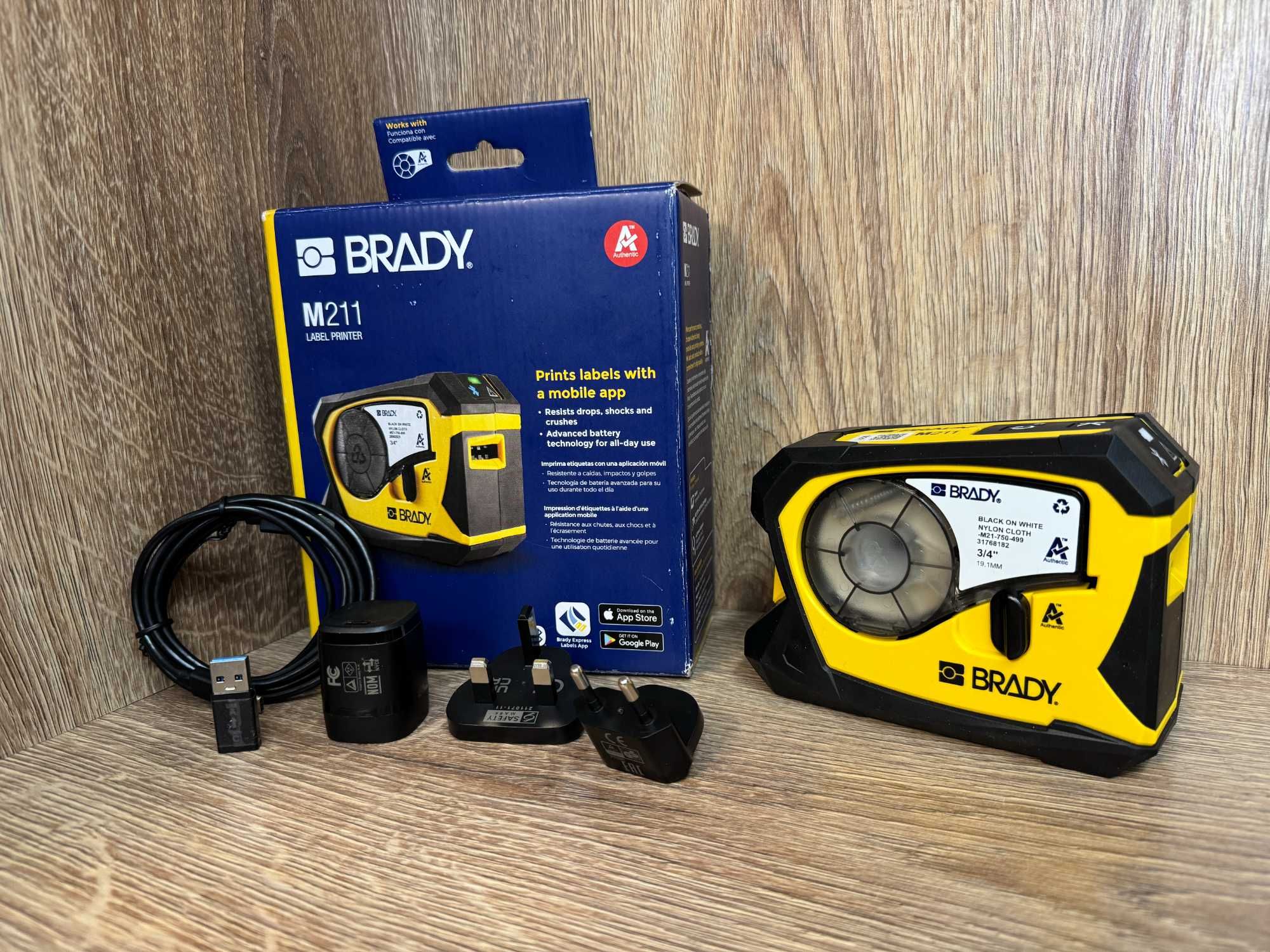 Mobilna Drukarka Etykiet Brady M211 - jak nowa. Komplet