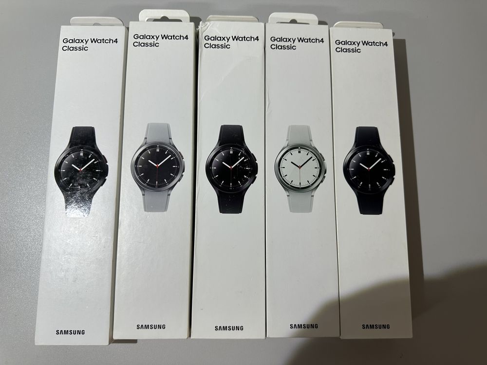 Zegarek Samsung Galaxy Watch4 Classic silver i black