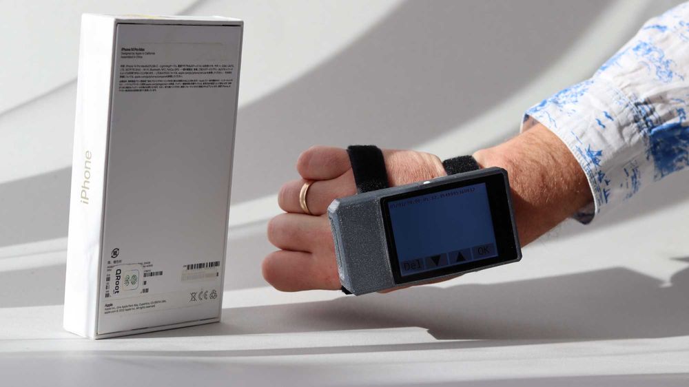 Продам універсальний сканер штрихкодів QRoot Universal Terminal