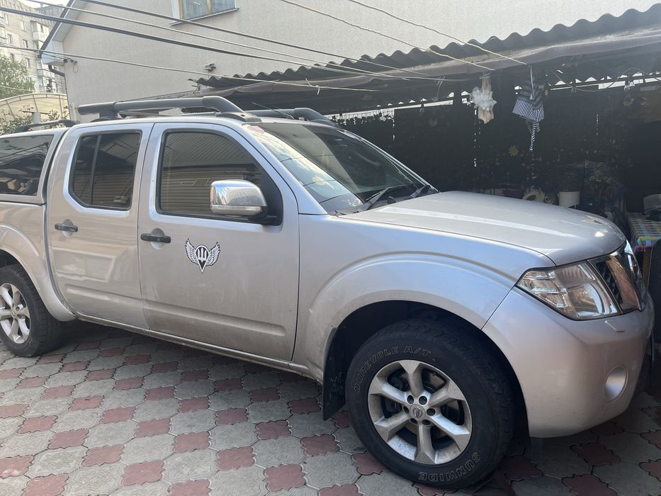Nissan navara D40