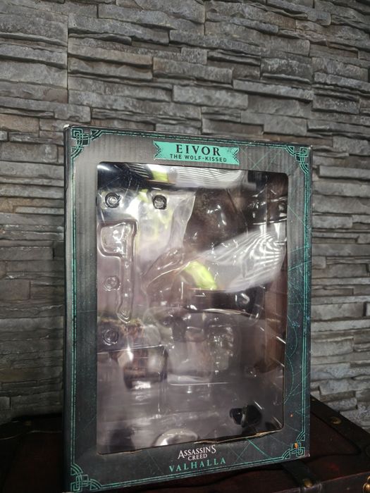 Assassin's Creed Valhalla figurka Eivor