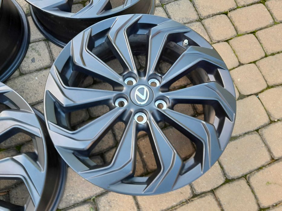 felgi aluminiowe LEXUS RONAL 5x114,3 7Jx18H2  ET45 R18 czarny mat
