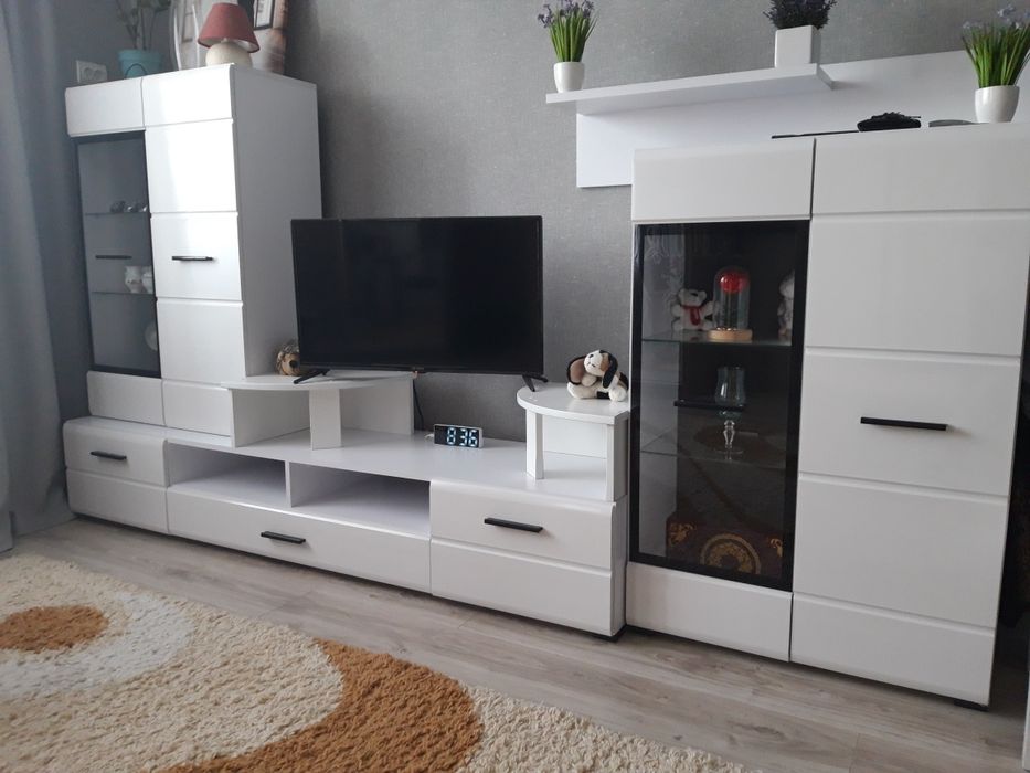 Продаж сучасної стінки