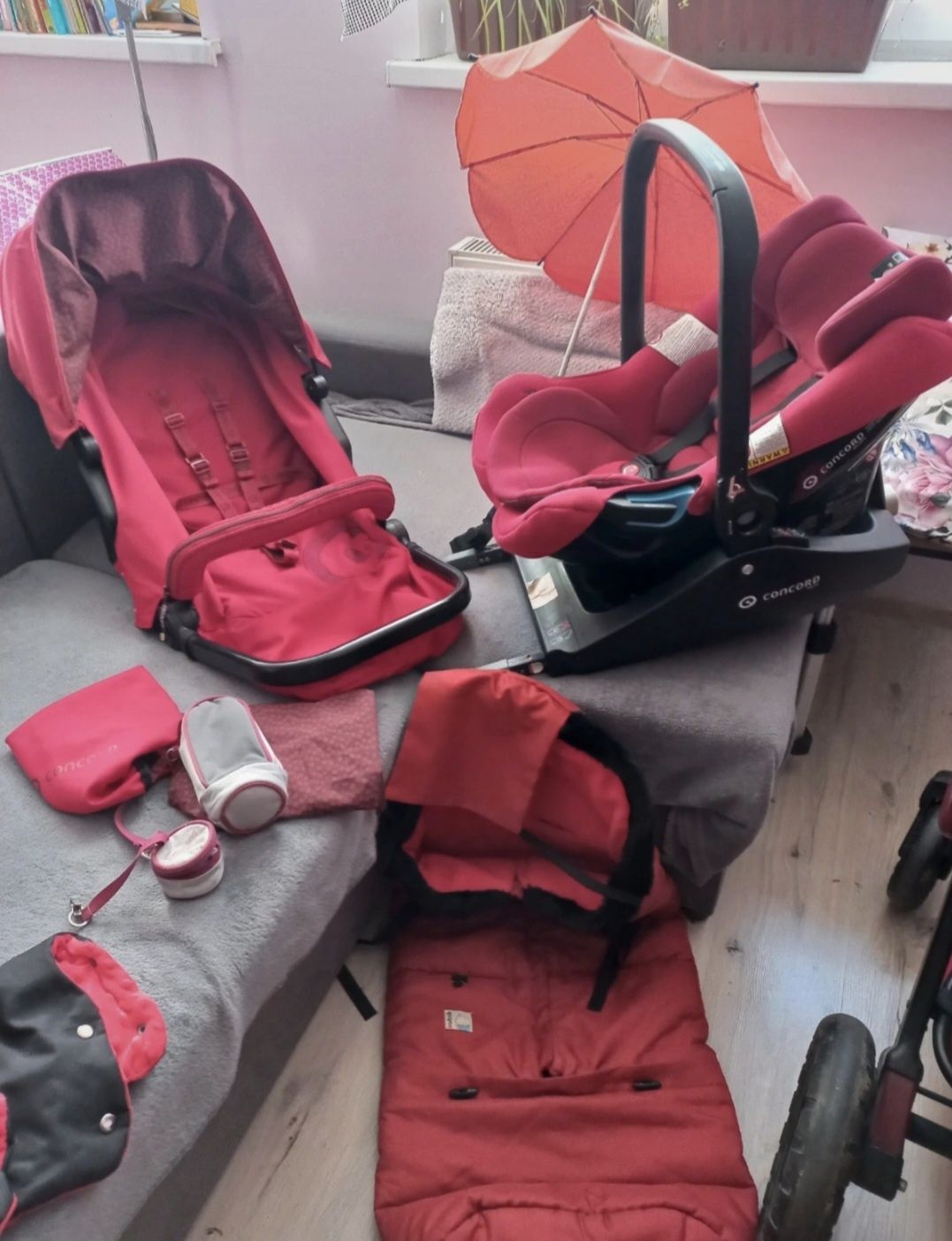 Wózek dziecięcy z fotelikiem isofix