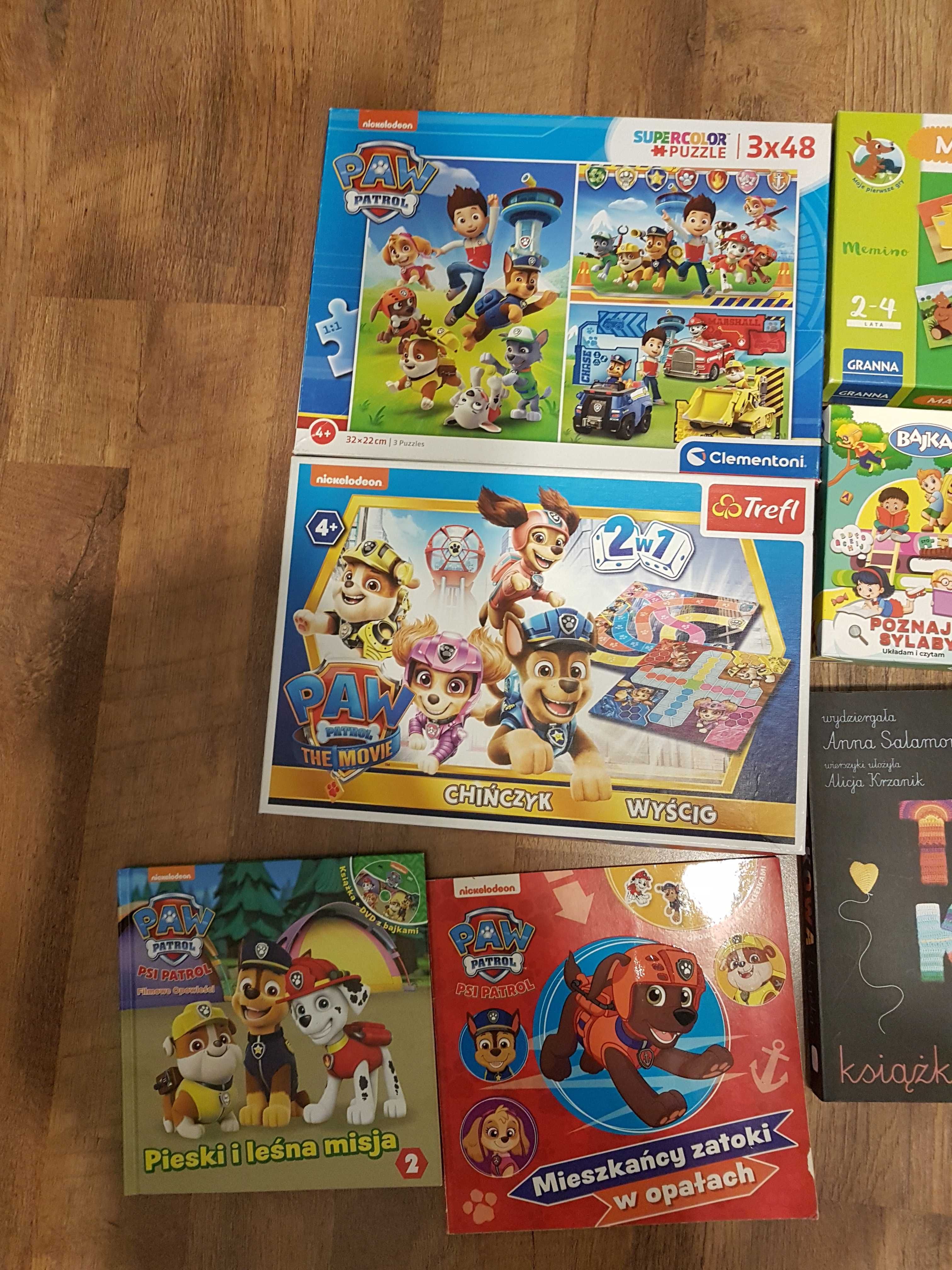 Zestaw ksiazki gry puzzle psi patrol 12 elementow