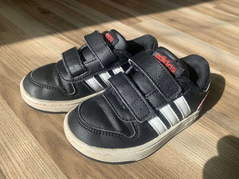 Дитячі кросівки Adidas 24р. 15.5см.