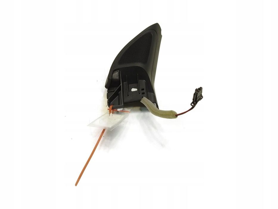 TRÓJKĄT OSŁONA LUSTERKA GŁOŚNIK PRAWA VW GOLF VI 5K0837986