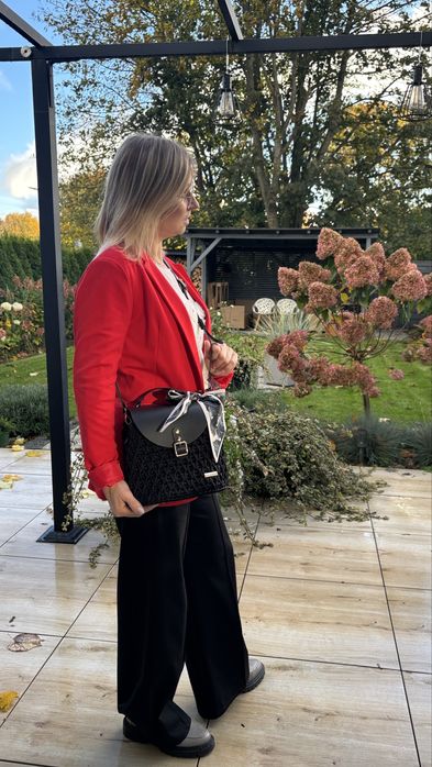 Torebka wykonana na szydełku