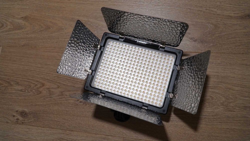 Lampa panel LED YONGNUO YN300 III