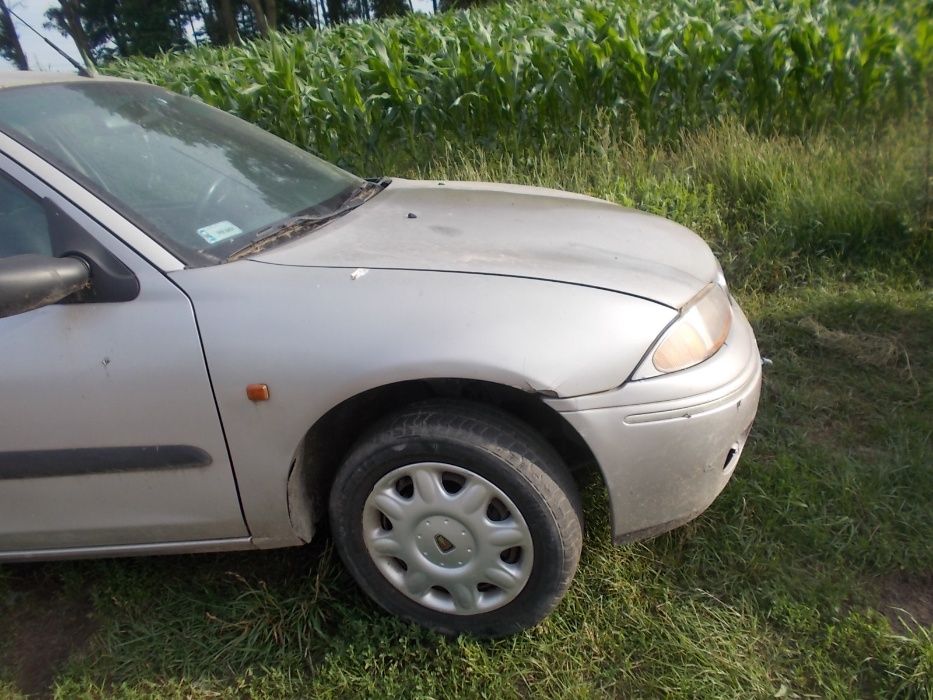 Rover 200, 214,benzyna 1,4 16V,przeznaczony na części,srebrny,5 drzwi