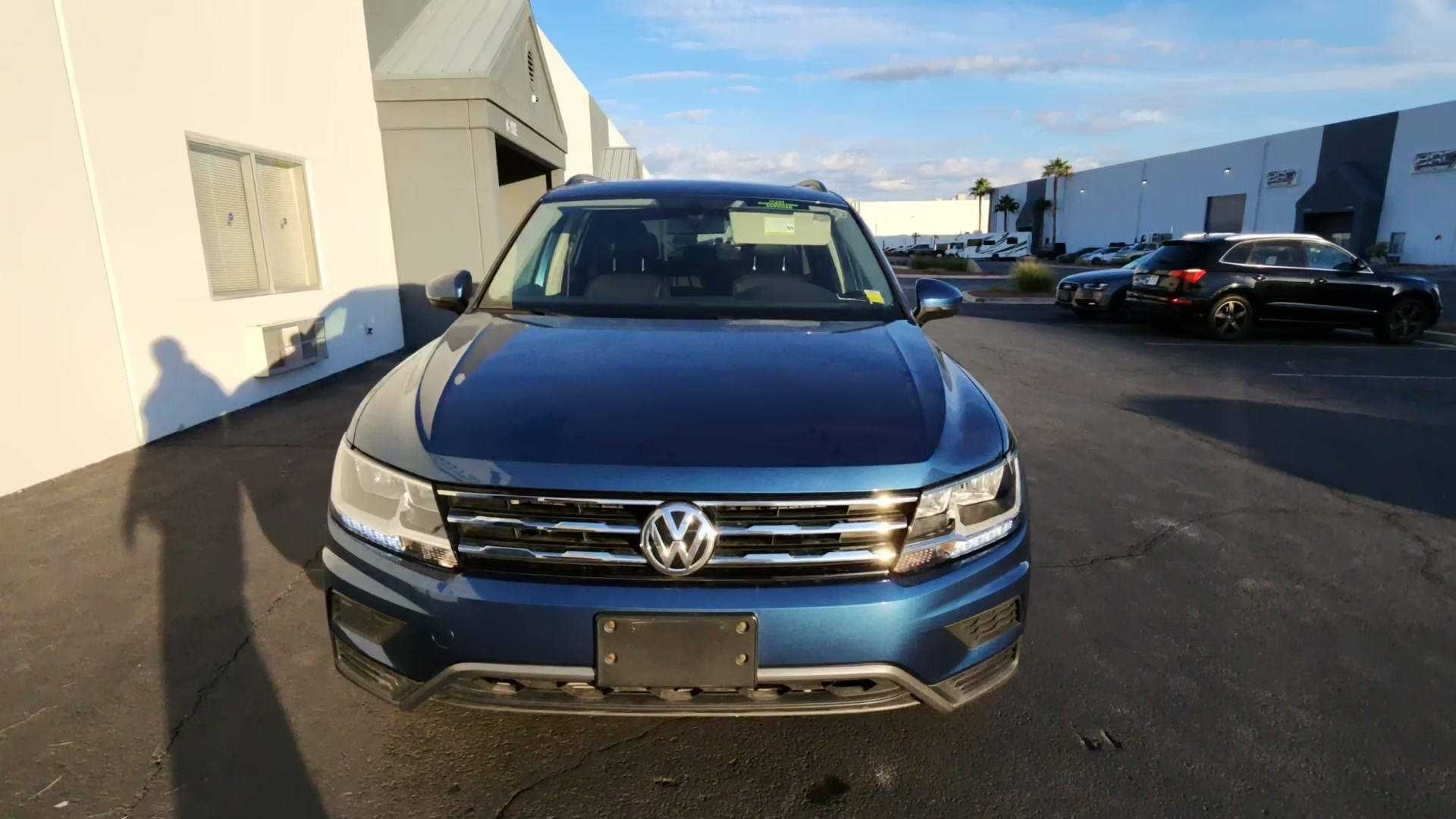 Volkswagen Tiguan SE 2020 року