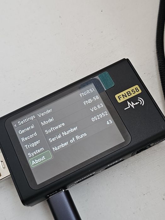 Fnirsi FNB-58 USB tester