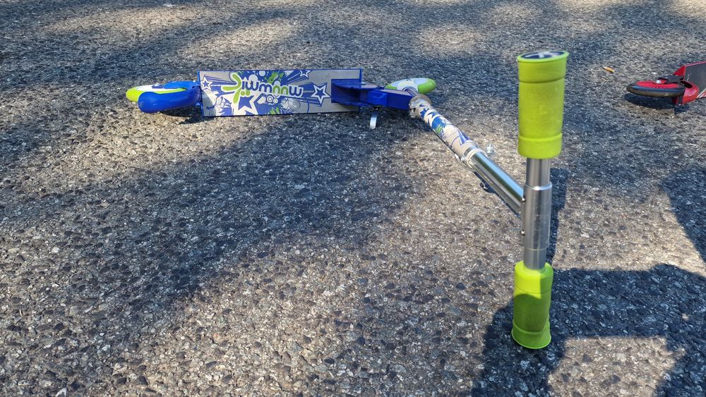 Hulajnoga dla dziecka niebieska