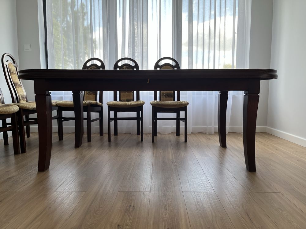 Stól drewniany 1x2m + 4 wkladki