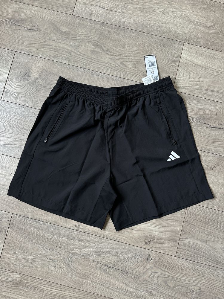 Нові шорти Adidas