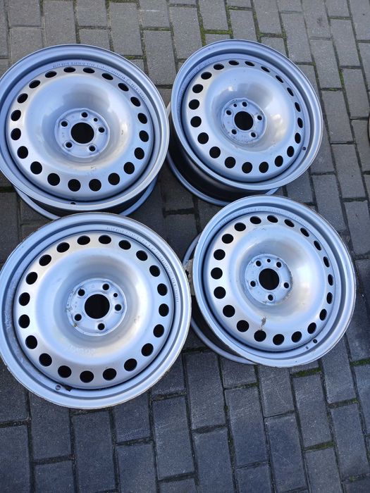 A1307. FIAT 6 x 16 ET 36,5 rozstaw 5x98 felgi stalowe