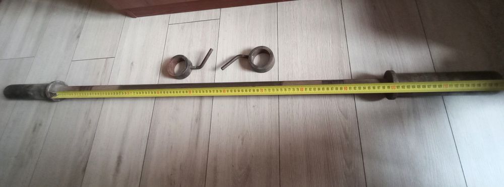 Продам олимпийский гриф 142см, 15кг.