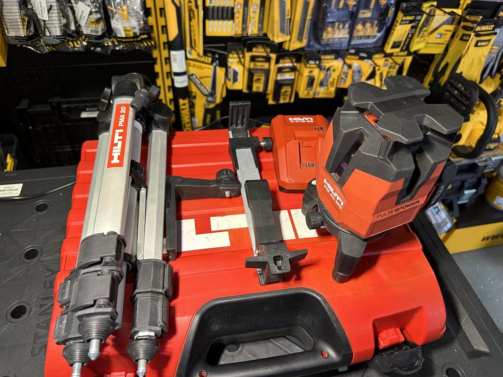 Лінійний лазерний нівелір Hilti PM 40-MG