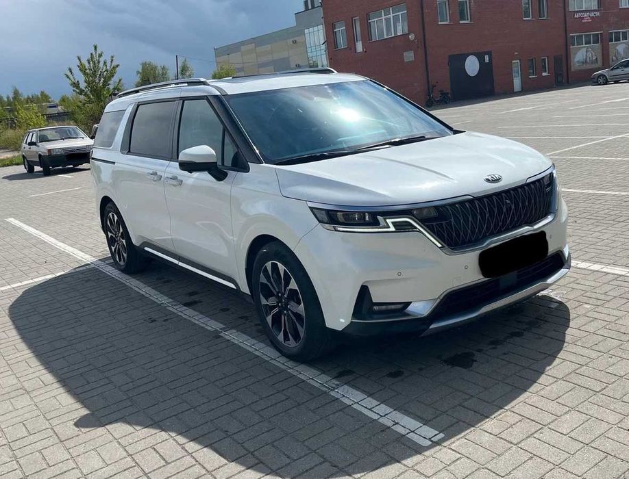2021  Kia Carnival 2.2 9 місна  дизель максимальна компл