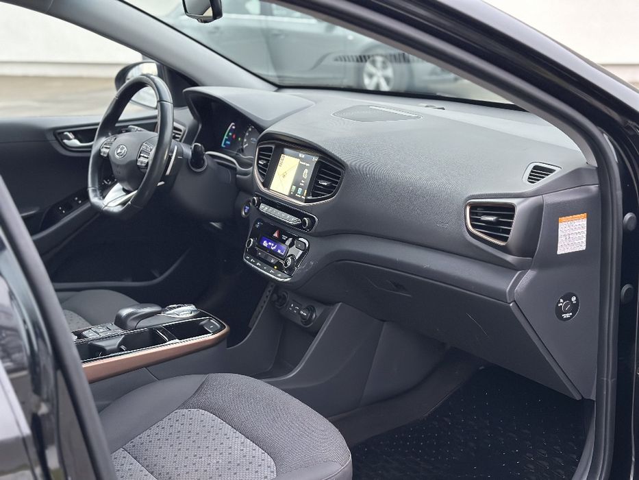 Hyundai Ioniq 2019 рік