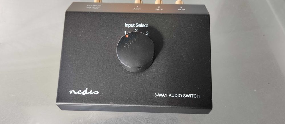 Comutador RCA analogico de 3 entradas para 1 saída HIFI - Novo