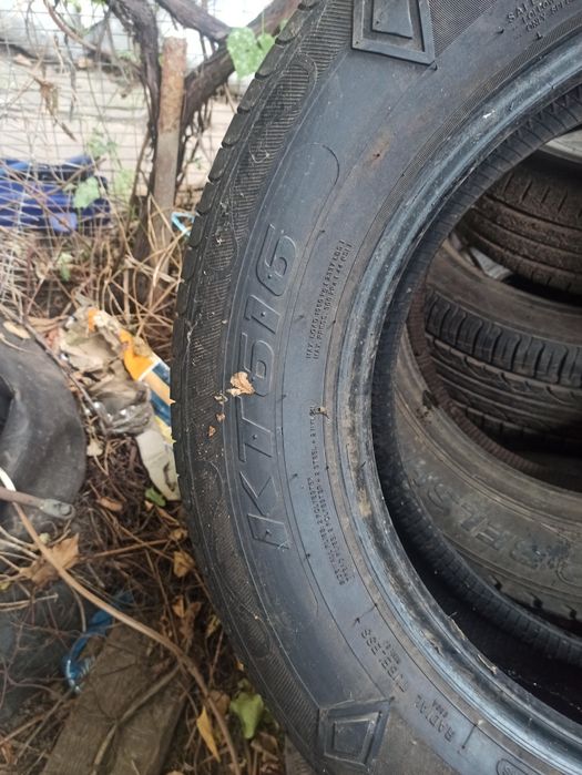 Продам резину R 18. 265-60
