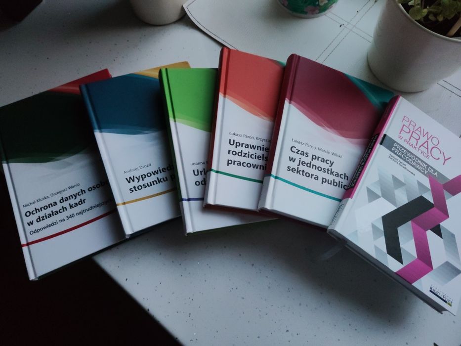 Zestaw książek HR must have kadry prawo pracy RODO