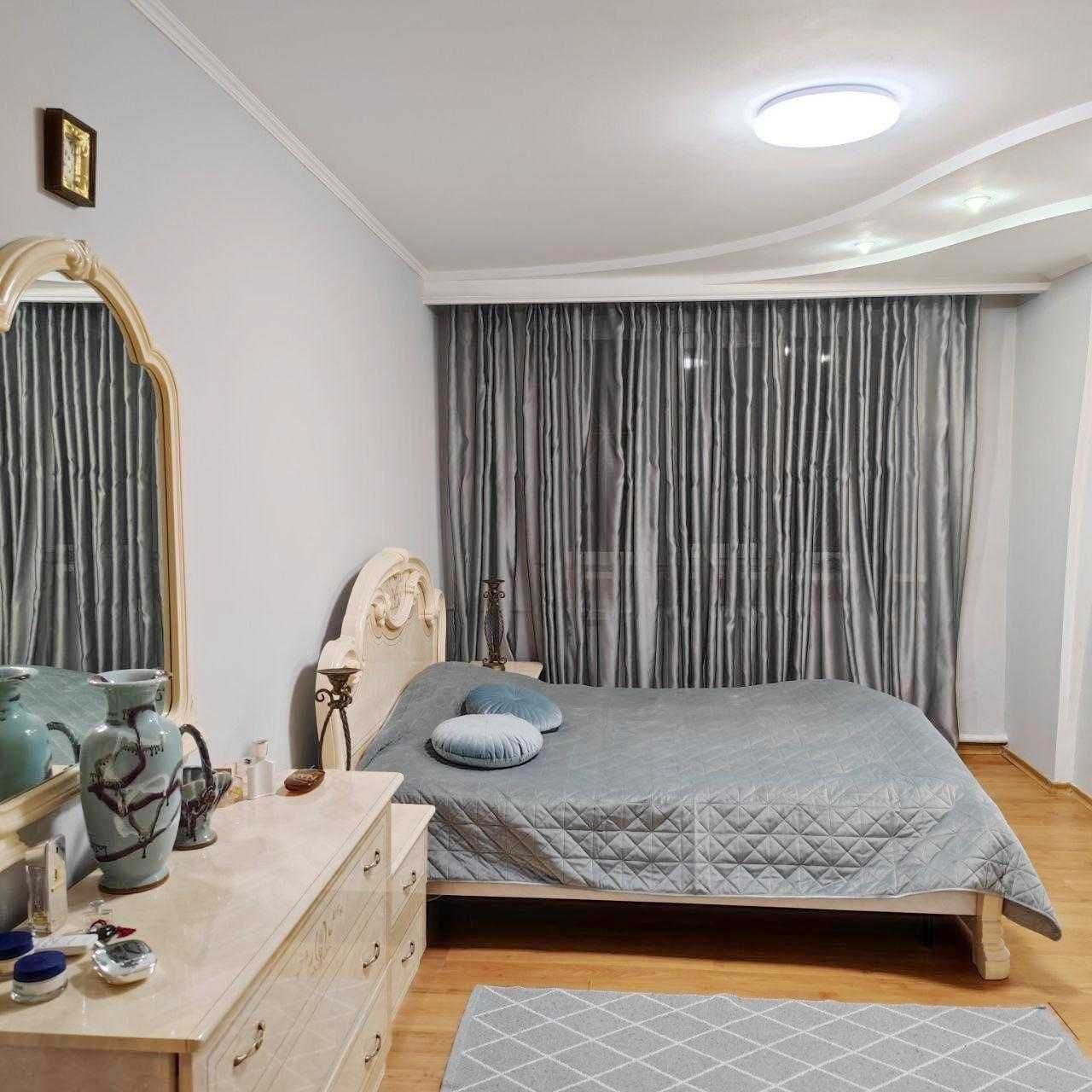 Продам 2-к кв-ру с ремонтом, 63 кв.м, на Промышленной (3-004-405 ОФ)