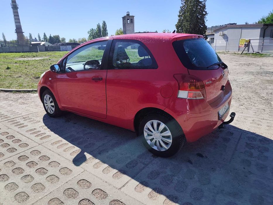 Toyota Yaris Mały przebieg Salon polska