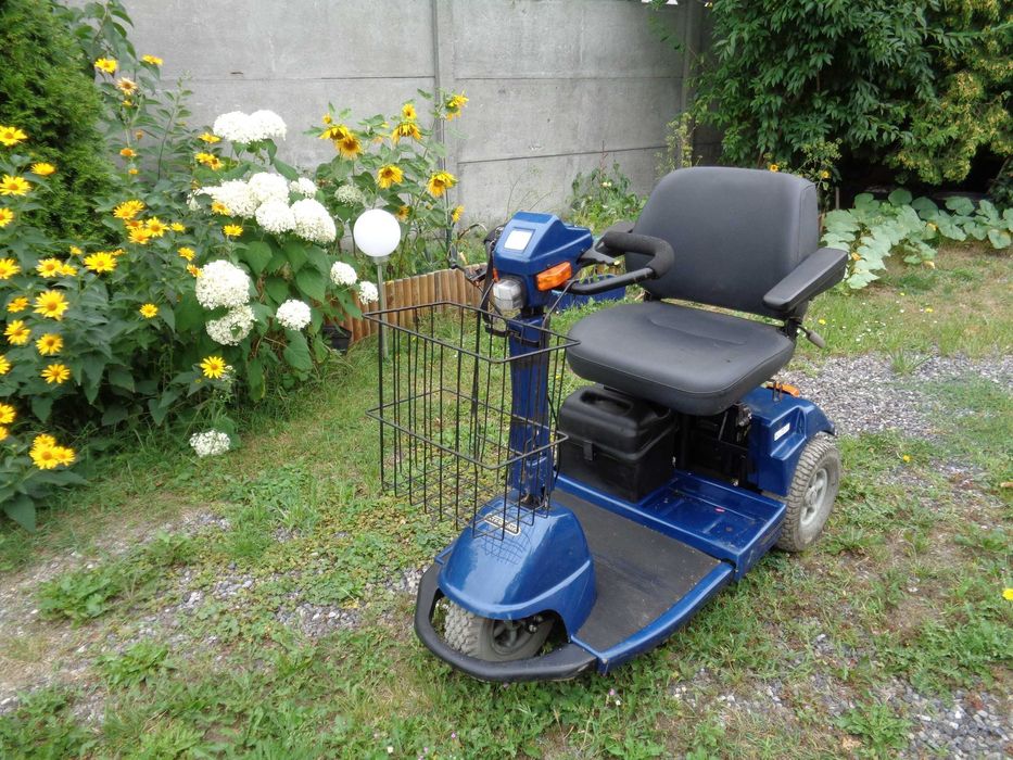 SKUTER ELEKTRYCZNY wózek inwalidzki trójkołowy