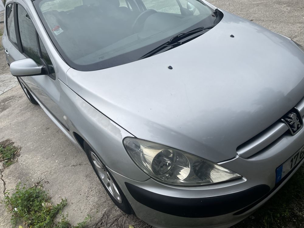 Vende-se Peugeot 307 1.4 a gasolina