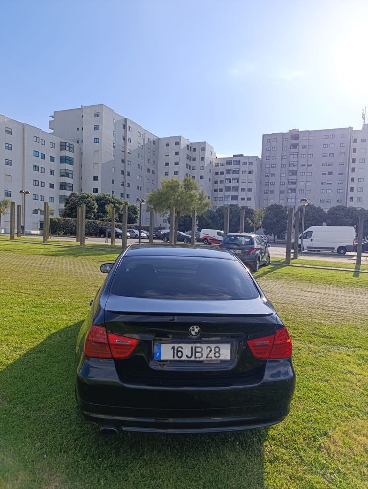 Bmw 320D LCI  184cv