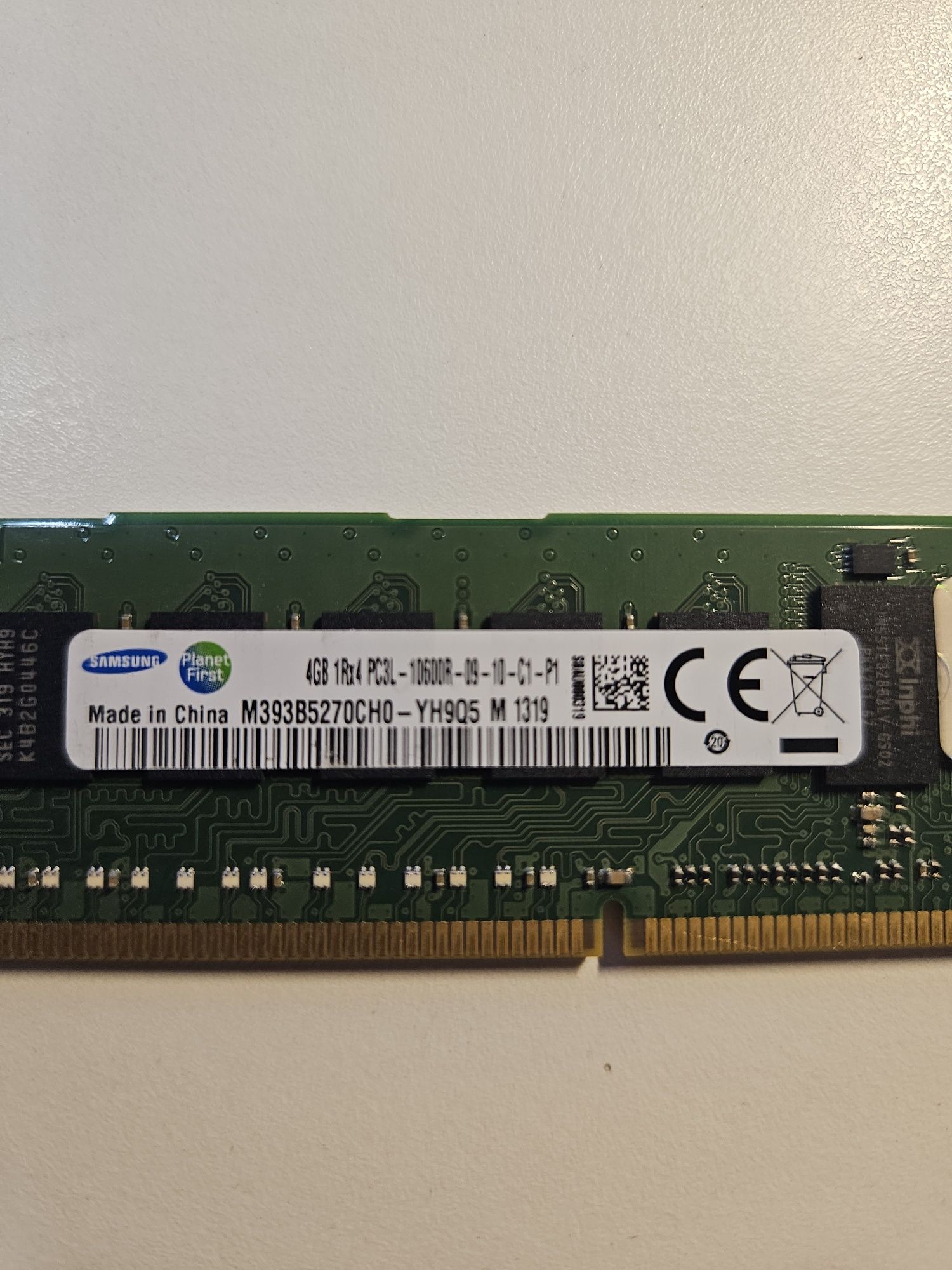 Серверна пам'ять DDR3 Samsung 4GB 1Rx4 PC3L-10600R