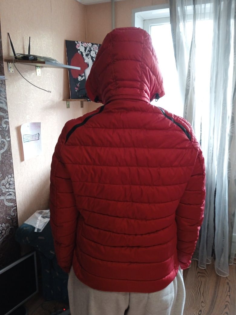 Продам Курточку подростковая